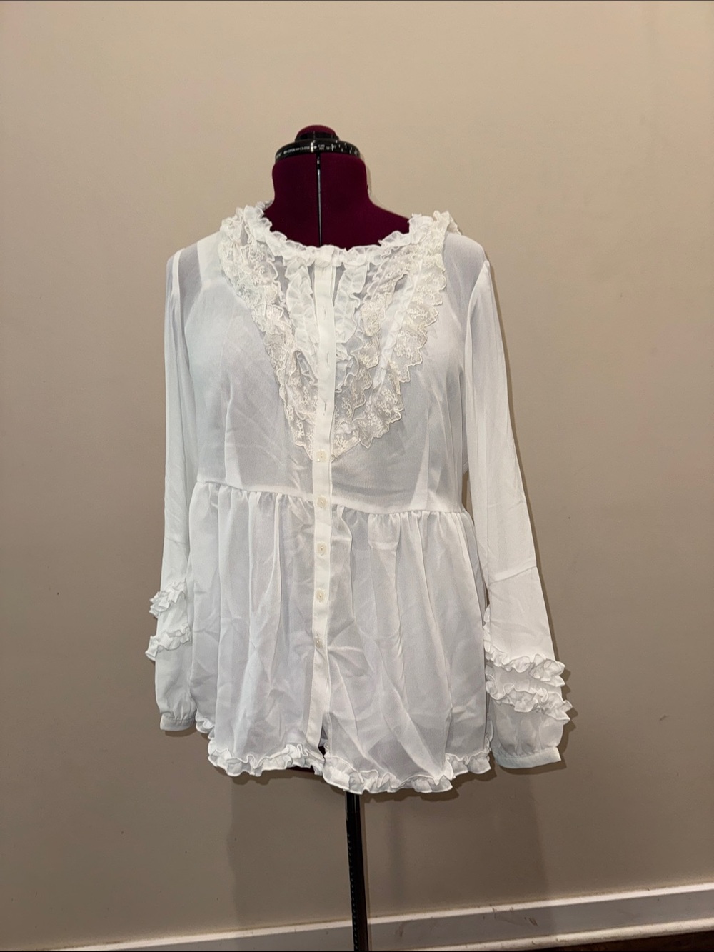 Denim 24/7 White Ruffled V-Neck Button Front Blouse with Undershirt